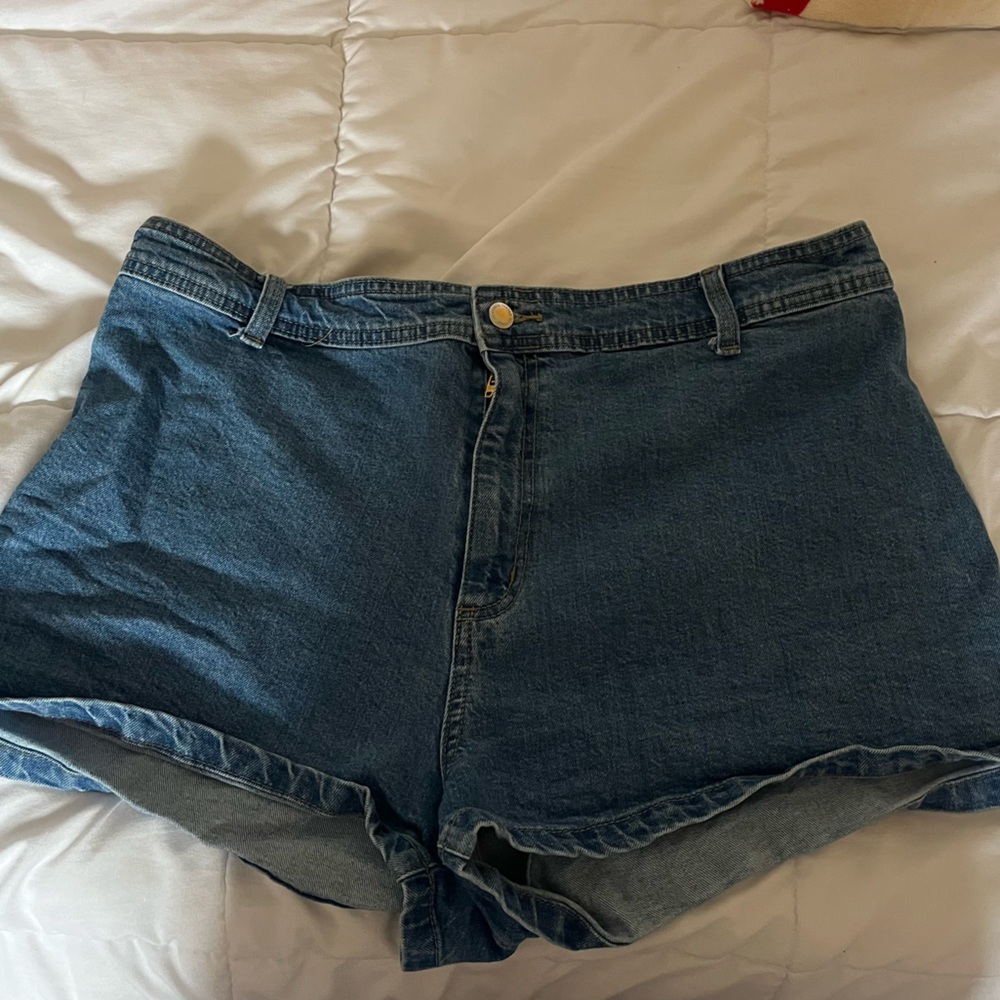 Universal Thread Dark Blue Jean Shorts